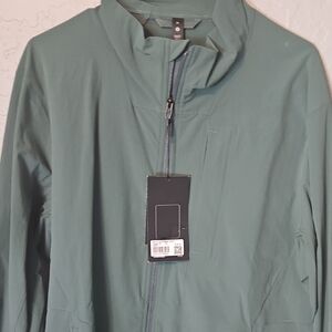 Lululemon Men's Sojourn Windbreaker Jacket